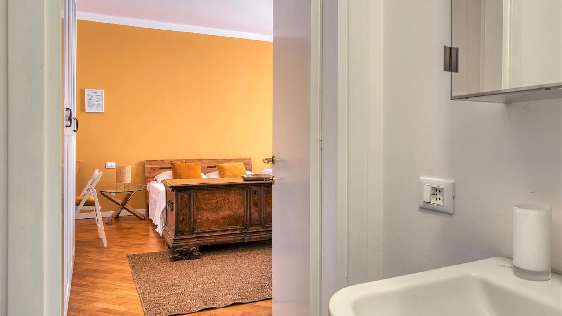 Charming Apartment In Tortona Navigli District Milan