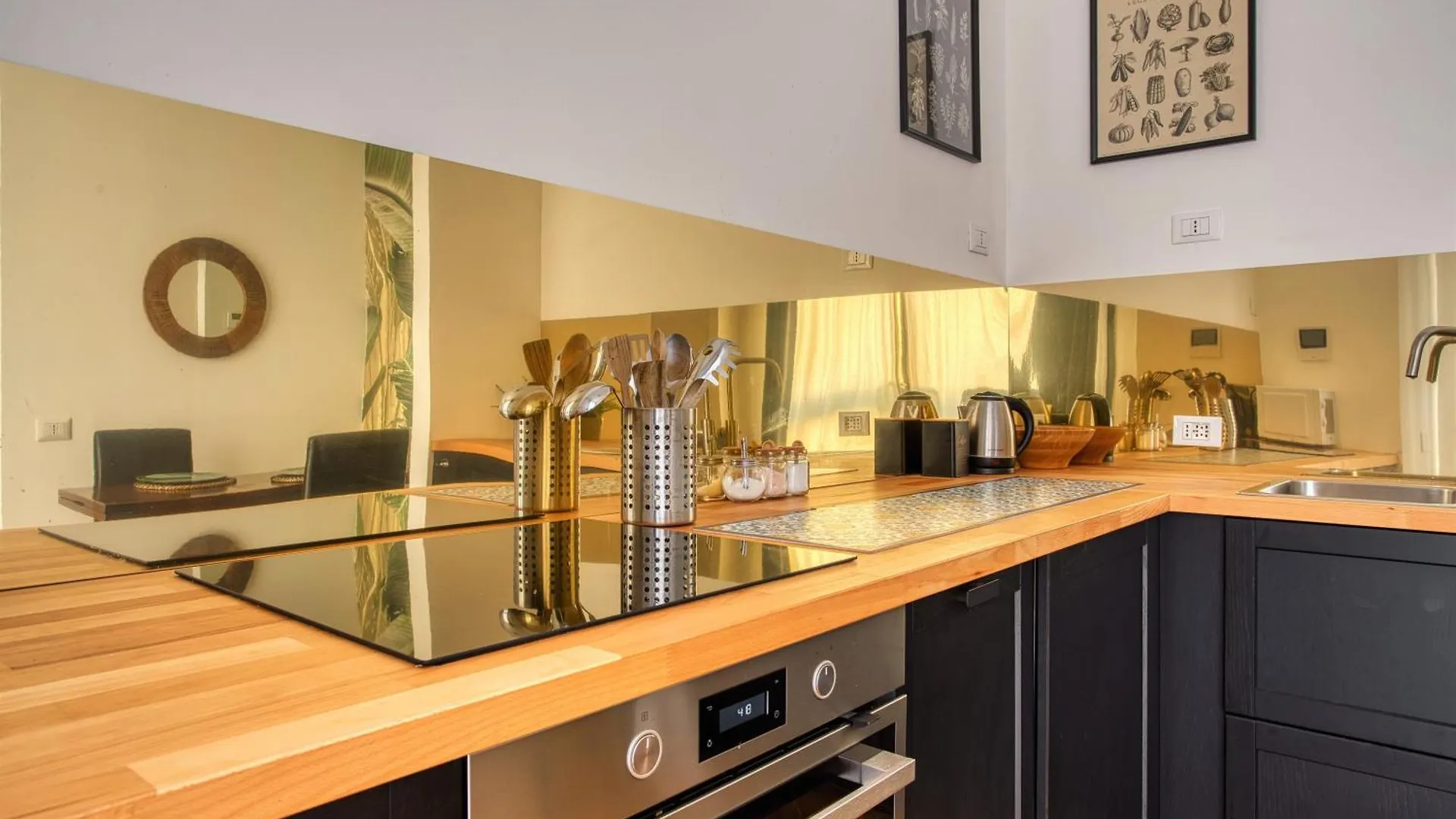 Charming Apartment In Tortona Navigli District Milan