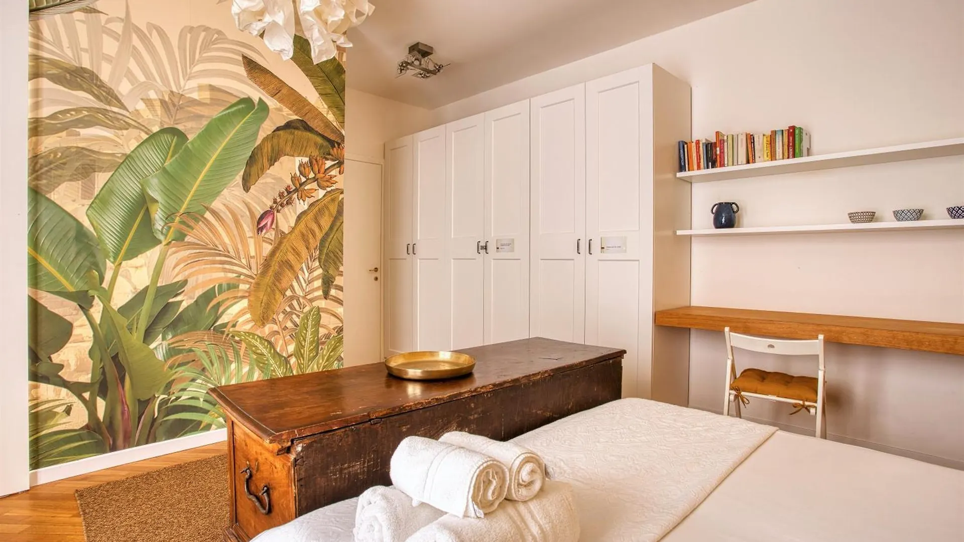 Charming Apartment In Tortona Navigli District Milan Italy